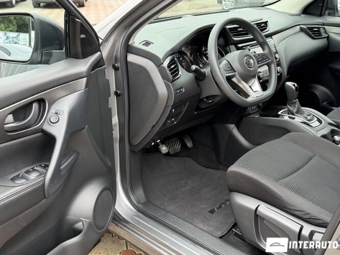 Nissan Qashqai 34 interauto-car