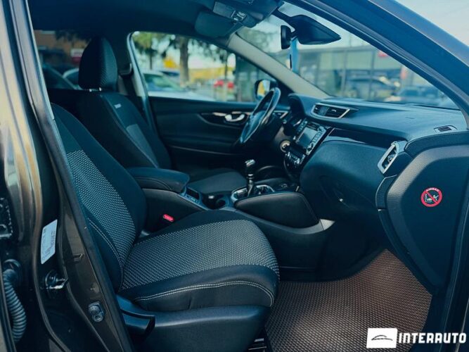Nissan Qashqai 47 interauto-car