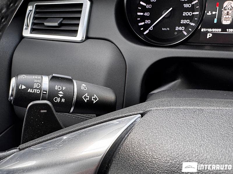 Land Rover Discovery Sport 23 automobil-interauto