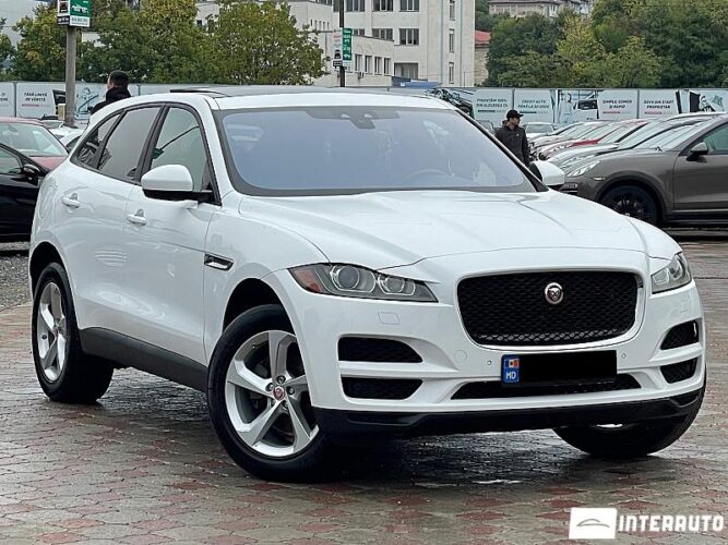 Jaguar F-Pace 32 interauto-car