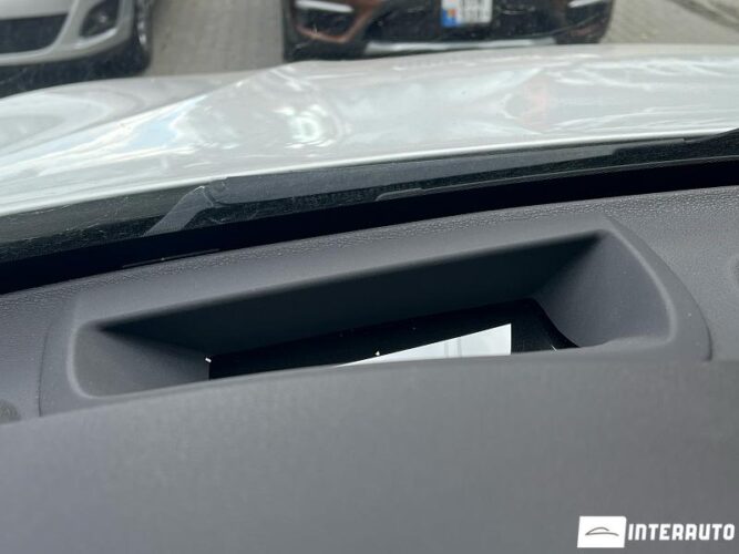 BMW X5 4.0e 51 interauto-car