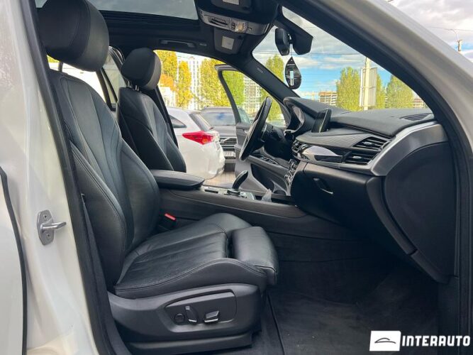 BMW X5 4.0e 64 interauto-car