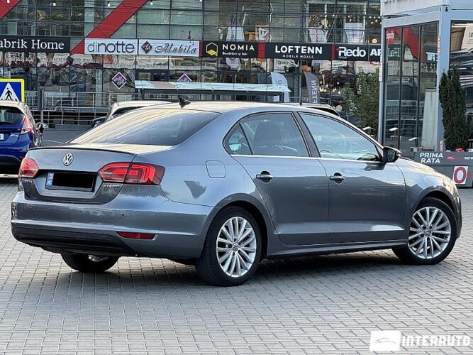Volkswagen Jetta 33 interauto-car