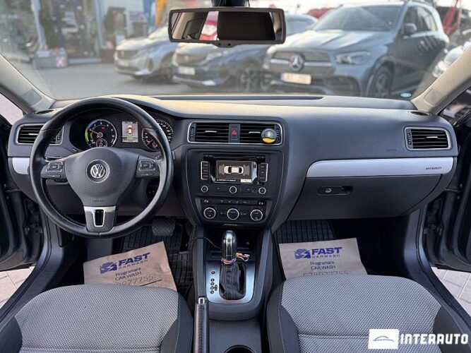 Volkswagen Jetta 36 interauto-car