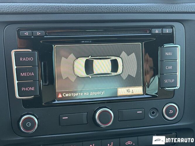 Volkswagen Jetta 40 interauto-car