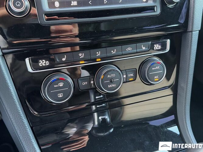 Volkswagen Golf R 40 interauto-car