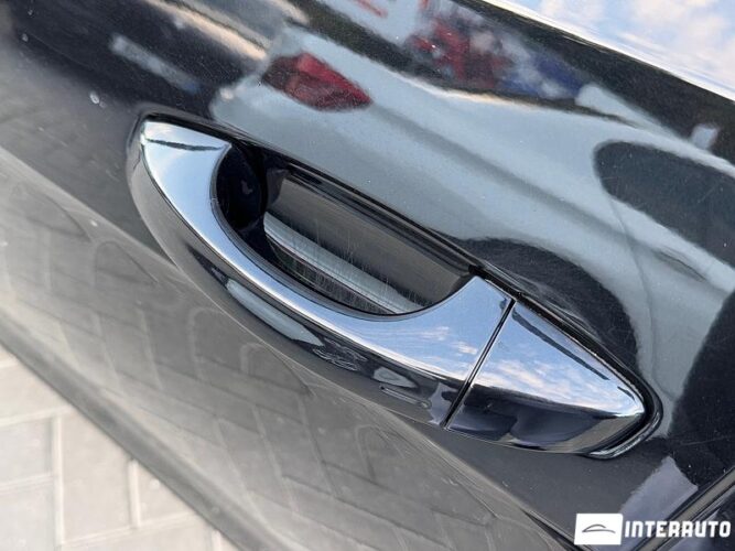 Volkswagen Golf R 47 interauto-car