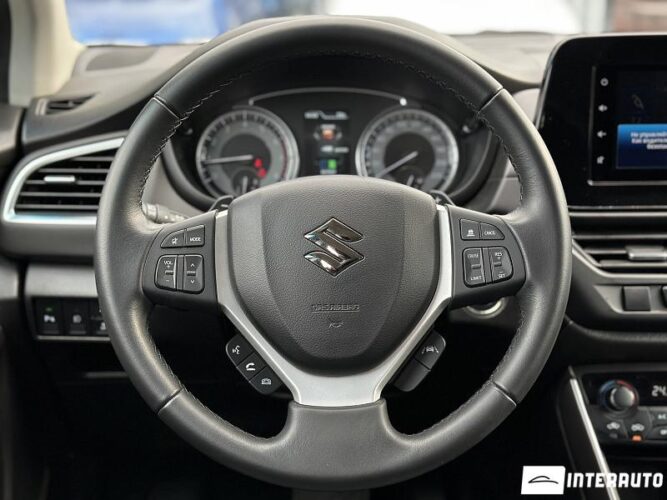 Suzuki SX4 S-Cross 41 interauto-car