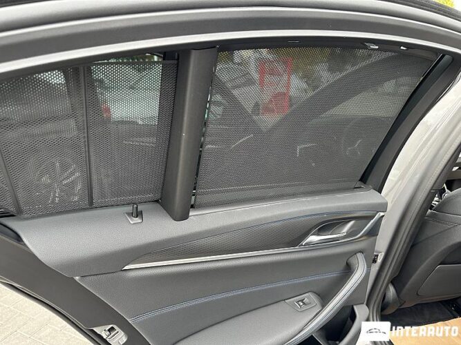 BMW 530e 50 interauto-car