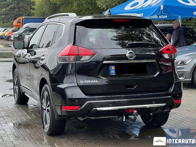 Nissan X-Trail 35 interauto-car