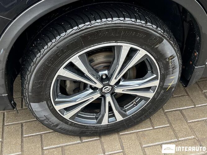 Nissan X-Trail 51 interauto-car