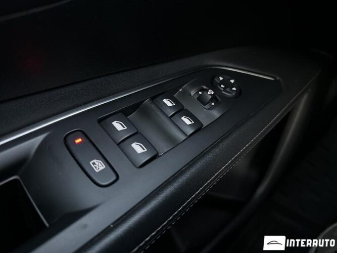 Peugeot 3008 34 interauto-car
