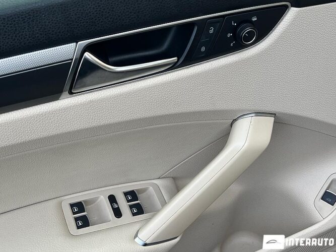 Volkswagen Passat 38 interauto-car
