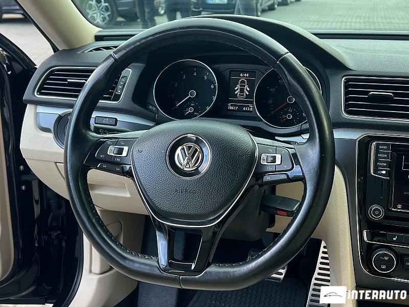 Volkswagen Passat 22 automobil-interauto