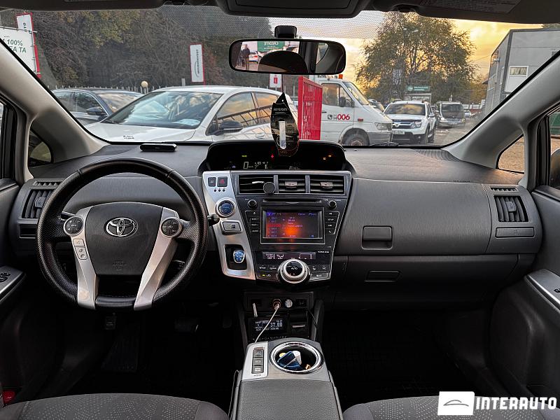 Toyota Prius Plus / V 19 automobil-interauto