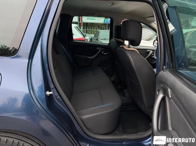 Dacia Duster 44 interauto-car