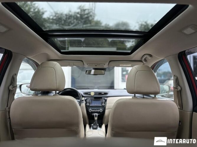 Nissan X-Trail 53 interauto-car