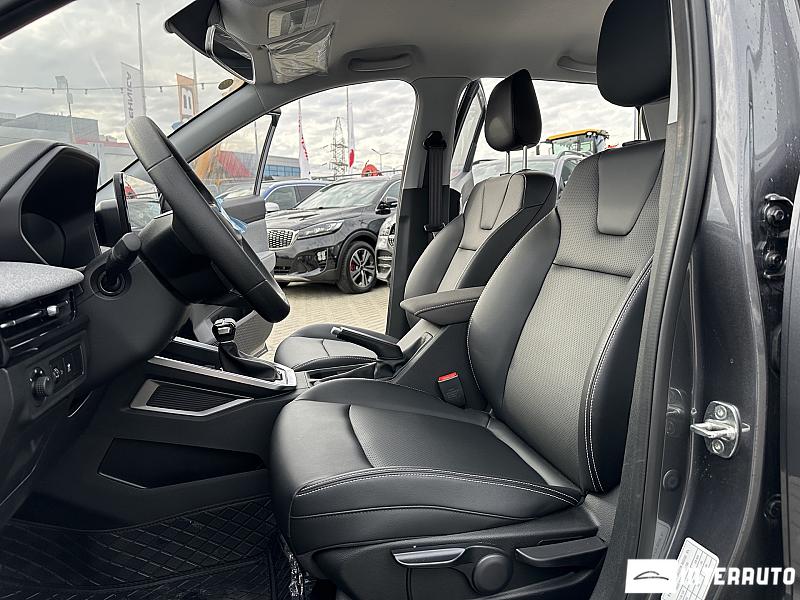 Wuling Xingchi 15 automobil-interauto