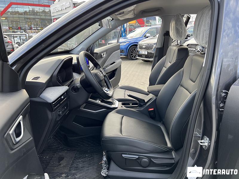 Wuling Xingchi 15 automobil-interauto