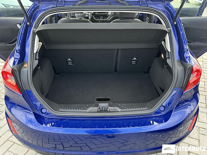 Ford Fiesta 30 automobil-interauto
