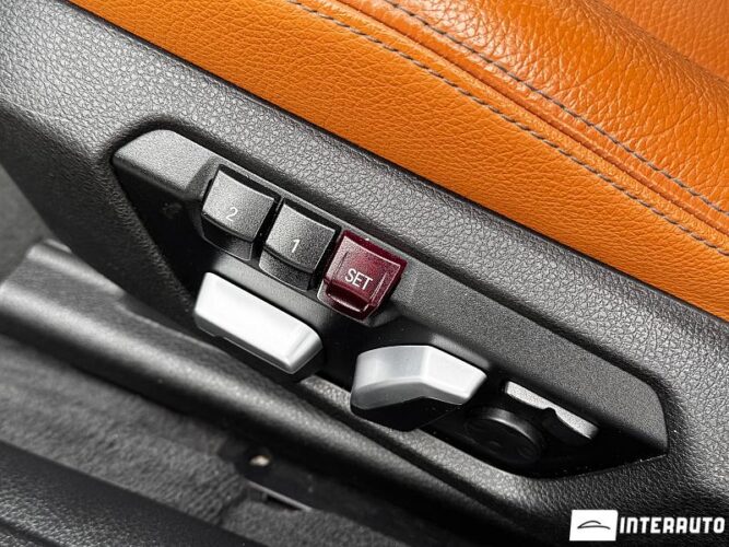 BMW 330 44 interauto-car