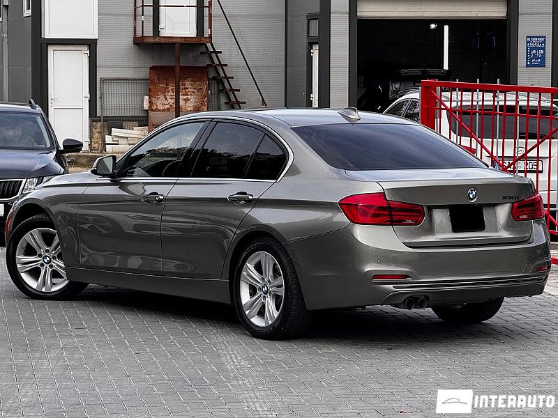 BMW 330 12 automobil-interauto