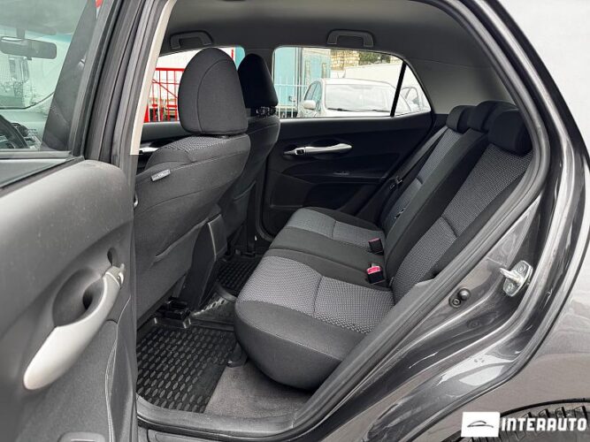 Toyota Auris 42 interauto-car