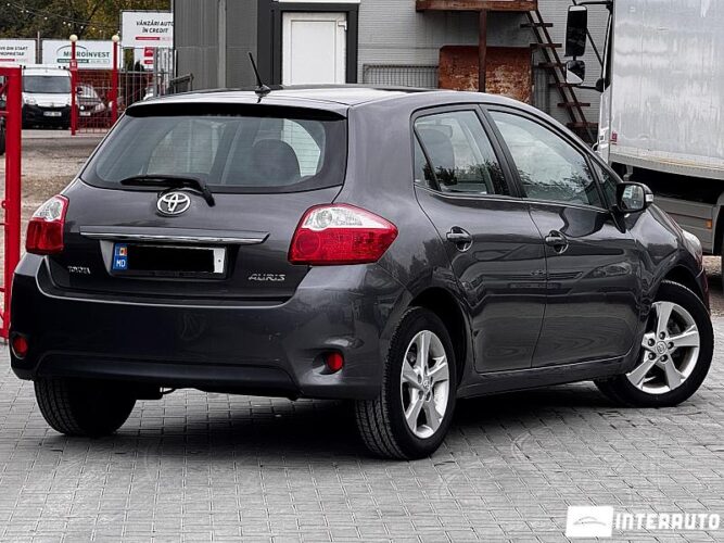 Toyota Auris 30 interauto-car