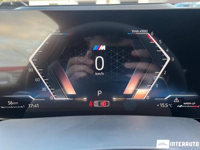 BMW X6 3.0D 44 interauto-car