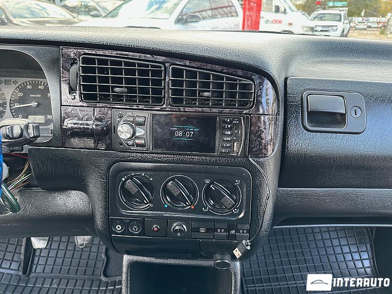 Volkswagen Golf GTI 20 automobil-interauto