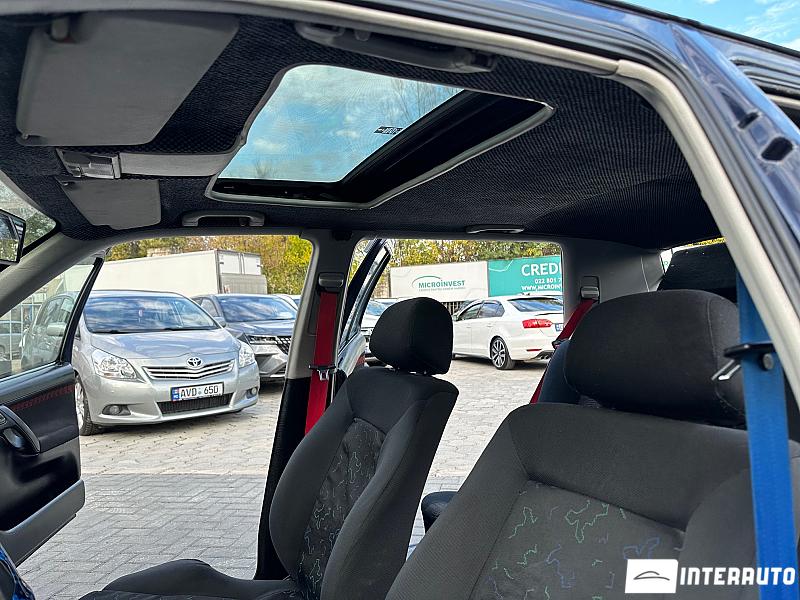 Volkswagen Golf GTI 25 automobil-interauto