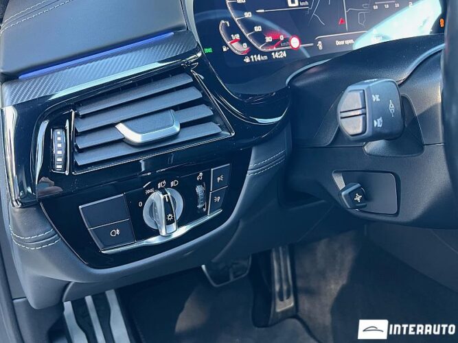 BMW M5 Competition 51 interauto-car