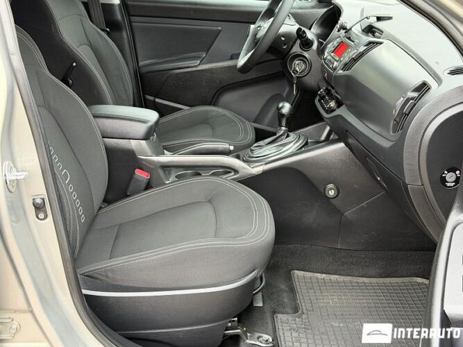 Kia Sportage 43 interauto-car