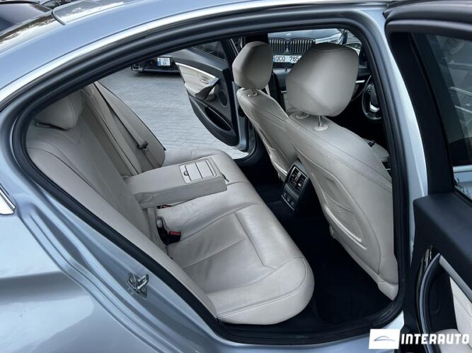 BMW 330E 45 interauto-car