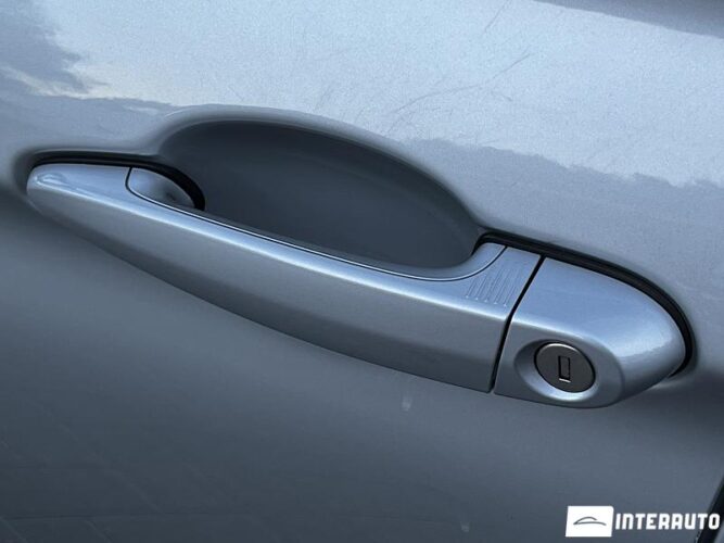 BMW 330E 49 interauto-car