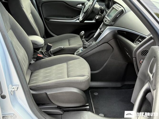 Opel Zafira 35 interauto-car