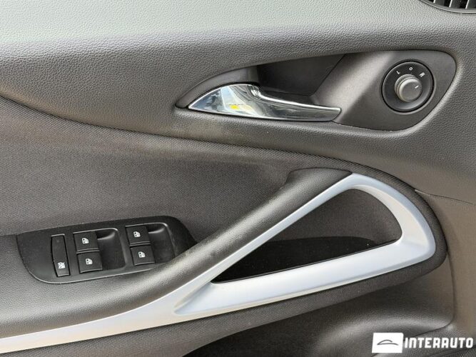 Opel Zafira 36 interauto-car