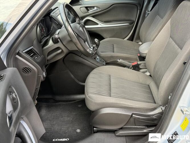Opel Zafira 34 interauto-car