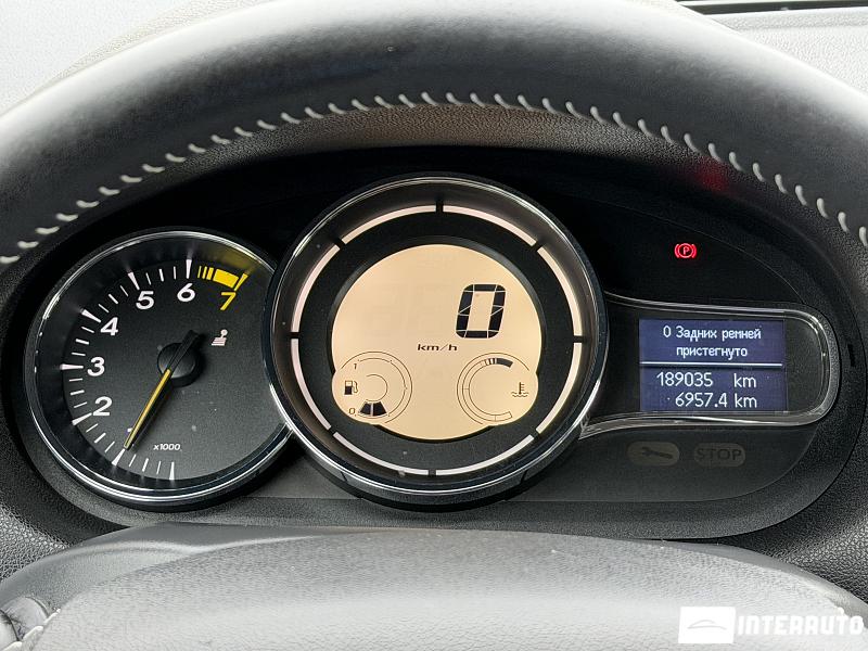 Renault Megane 21 automobil-interauto
