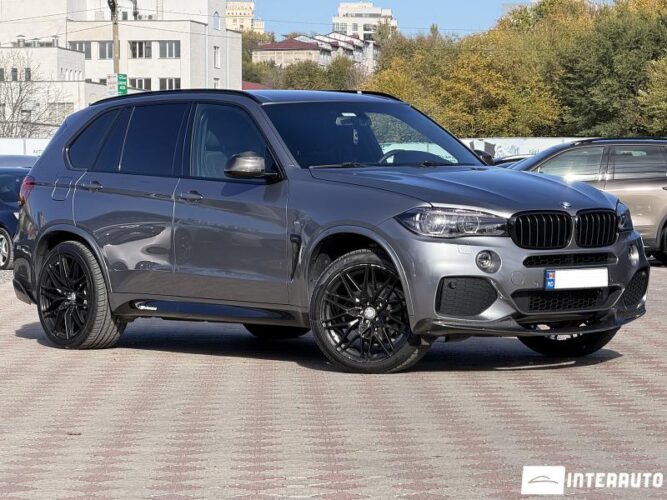 BMW X5 2.5D 30 interauto-car