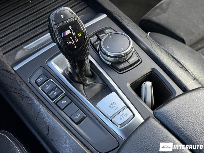 BMW X5 2.5D 39 interauto-car