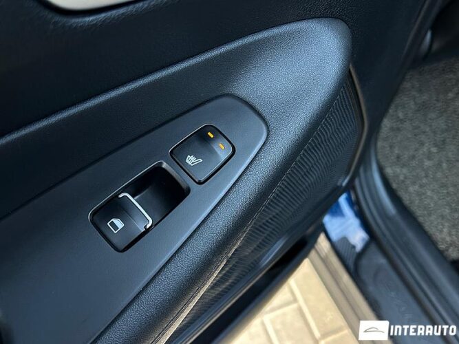 Hyundai Santa Fe 48 interauto-car