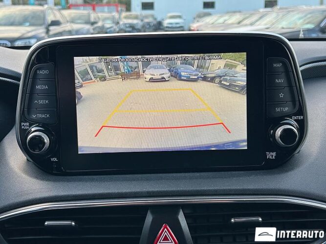 Hyundai Santa Fe 43 interauto-car