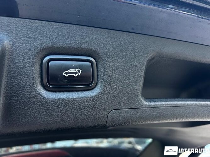 Hyundai Santa Fe 51 interauto-car