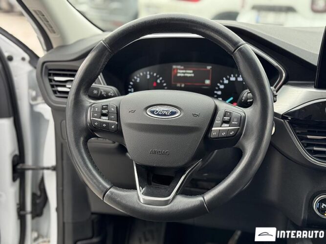 Ford Kuga 41 interauto-car