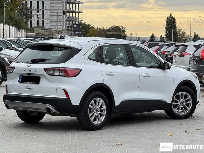 Ford Kuga 37 interauto-car