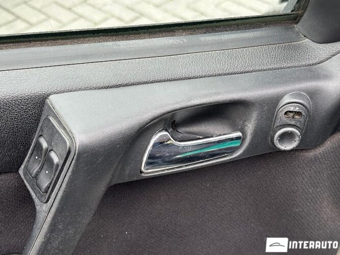 Opel Astra 37 interauto-car