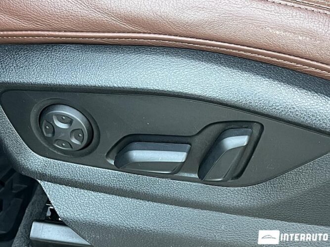 Audi Q7 55 interauto-car