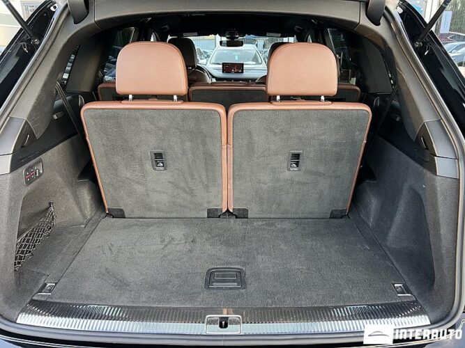 Audi Q7 59 interauto-car