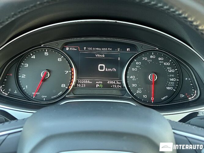 Audi Q7 47 interauto-car